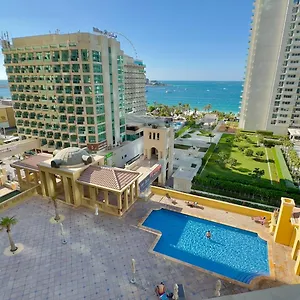 Capsule hotel Sea Breeze Jbr, Dubai