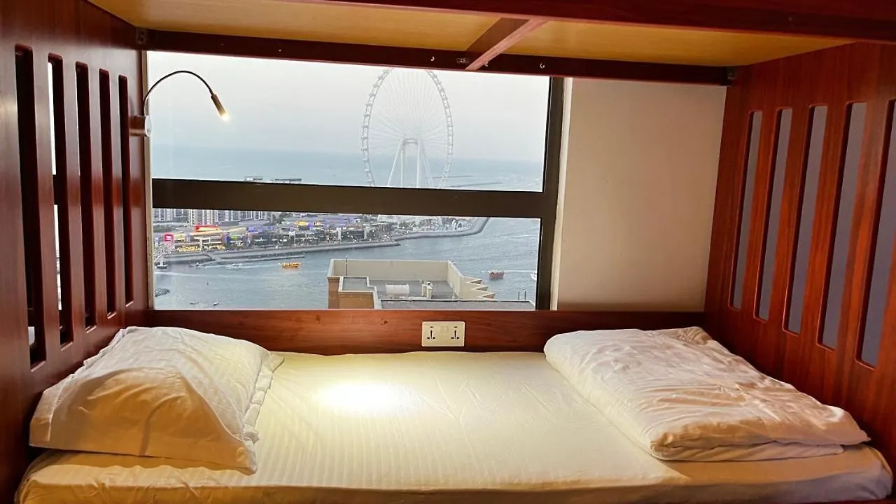 Capsule hotel Ocean Glimpse Hostel Dubai
